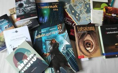 Pandemiak edizio planak berregitera behartu ditu euskal argitaletxeak