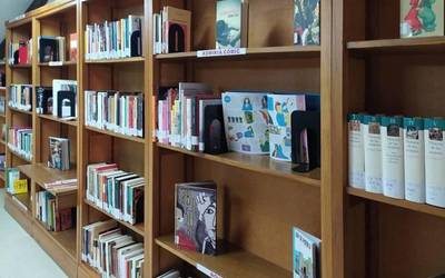 'Konfinatuak' literatura lehiaketa