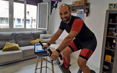 Asier Arregi: "Gertuko norbaitekin birtualki bada ere kirola egiteko aukera izateak asko lagundu diela esan didate askok"