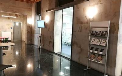 BAZ-eko telefono bidezko arreta ordutegian, aldaketak