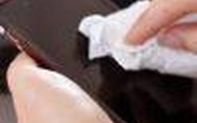 Koronabirusak  bi  egun  iraun  dezake  mugikorretan