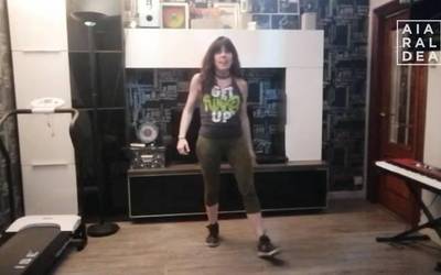 Izaskun Del Cerroren "zumba feminista" saioa, hemen ikusgai
