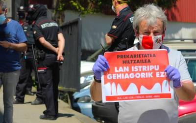 Segurtasun neurri zorrotzen artean salatu dute sindikatuek atzoko langilearen heriotza
