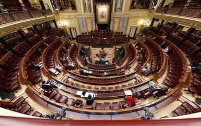 Alarma egoera hilaren 24ra arte luzatzea erabaki dute Madrilen