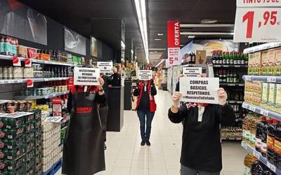 LABek “berehalako neurriak” eskatu ditu supermerkatuetako langileentzat