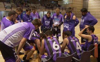 Ointxe!-ko zuzendaritzak zilarrezko LEB mailara igoko diren edo ez argitu gura du