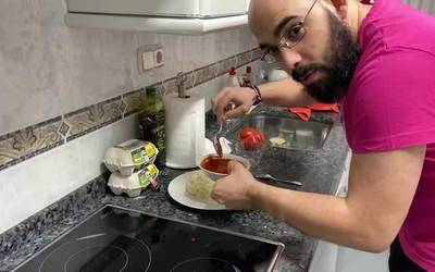 [BIDEOA] Kubara ezin baduzu joan,... egin arroza Kubako erara eta bidali argazkiak ANBOTOra!