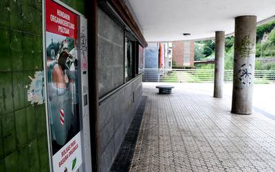 Zabor poltsa konpostagarriak ohiko tokietan eskuratu daitezke gaurtik aurrera