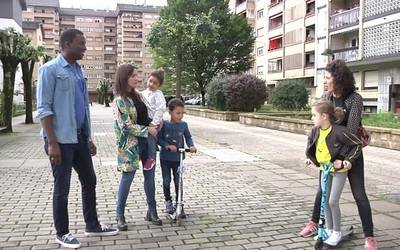 Ndank Ndank elkarteak positiboki baloratu du Senegalgo Dionewar herrirako 1.800 euro jaso izana