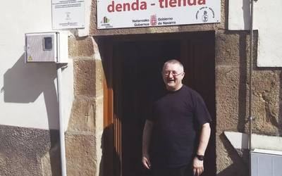 Urrozko herriko denda berriz ireki dute eta «jende aunitz» dabil