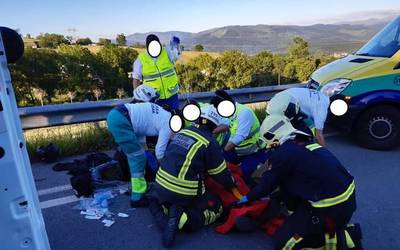Istripua izan zuen atzo motor gidari batek eta konorterik gabe eraman zuten ospitalera