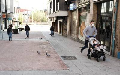 Maskarak erabili behar izango dira bihartik aurrera