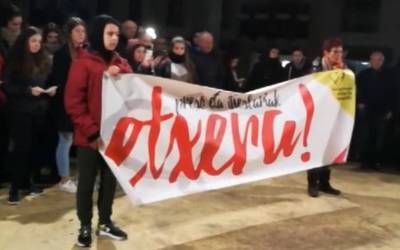 Presoen eskubideak aldarrikatzeko elkarretaratzeari berrekingo diote bihar