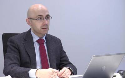 Gualbi asesoria herritarren zalantzak argitzen dabil