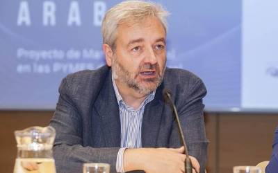 "Ziur denon artean gai garela egoerari irtenbidea aurkitzeko"