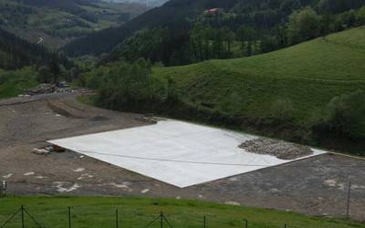 Zenbait gremiotako kideen azalpenak