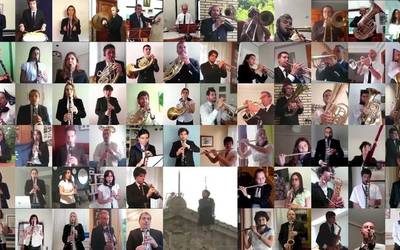 Ezohiko jaiei hasiera emateko 'Pobres y Alegres' abestia, Bergarako Musika Bandaren eskutik