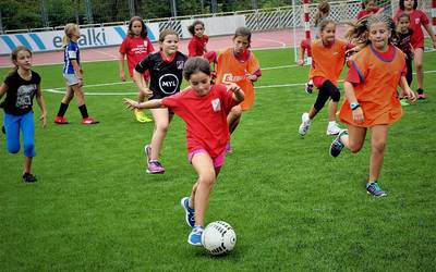 2010etik 2012ra jaiotako neska-mutilek CD Elgoibarren APP bidez eman beharko dute izena Futbol Eskolan