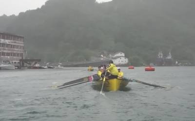 Orio Arraunketa Elkarteko txalupak errioan entrenatzen hasi dira