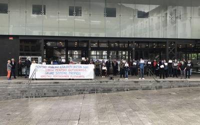 Astelehenetako elkarretaratzeak berrartu dituzte pentsiodunek