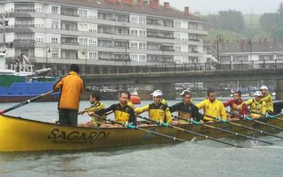 [BIDEOA] Pandemiaren osteko aurreneko paladak traineruan