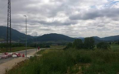 Industrialdeko lanak aurrera doaz