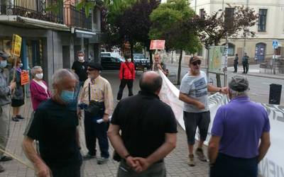 Pentsiodunek Euskal Herriko Gutun Sozialaren deialdiarekin bat egin dute