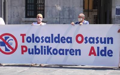 Osasun publikoaren aldarria kalera atera du TOPAk