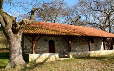 Ergoiengo San Juanen ur hornidura sarea berritzeko lanak hasiko ditu Zornotzako Udalak