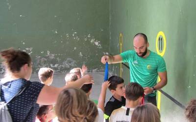 Datorren ikasturtean Orioko Pilota Eskolan aritu nahi dutenek izena eman dezakete