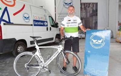 Juanma Olivasek Aiaraldea zeharkatuko du bizikletan, Arabako Elikagai Bakurako baliabideak eskuratzeko