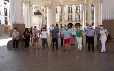 Aurtengo Santa Ana jaiak bertan behera uztea erabaki du Ordiziako udalak eragileekin izandako bileraren ostean