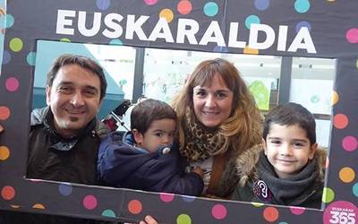 Euskaraldian parte hartzen ez badute ere, zeresana dutelako