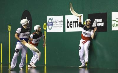 Finalerdietarako txartela segurtatu dute Juanenea eta Endika saldiastarrek