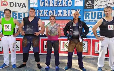 Urrezko Banakako Aizkolari Txapelketako finalerdietarako txartela nagusitasunez lortu du Jon Rekondok