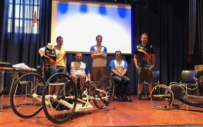 Antxintxikak triatloi egokituko saila aurkeztu du