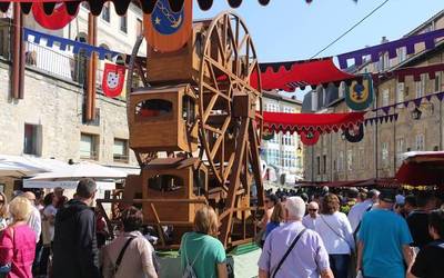 Bertan behera Erdi Aroko azoka