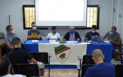 Etorkizuneko Azkoagain izan dute hizpide nagusi batzar orokorrean