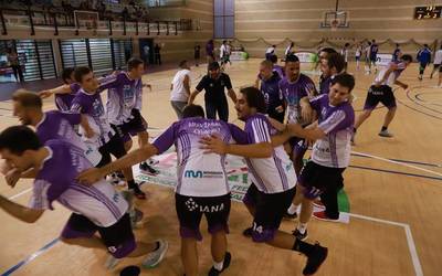 Morea zilarrezko bilakatu da