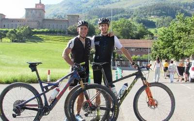 Ander Zubizarretak hamabi ordutan 11 aldiz egin du bizikletan Azpeititik Erlorako joan-etorria