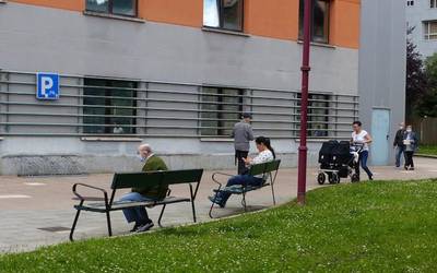 Ez dago positibo berririk Debagoienean, baina 31 kasu atzeman dituzte EAEn