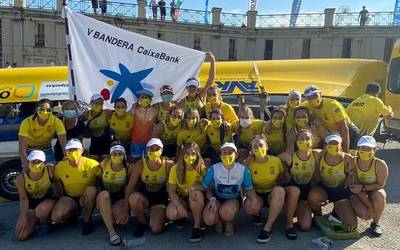 Orioko emakumezkoen traineruak irabazi du Caixabank bandera Donostian