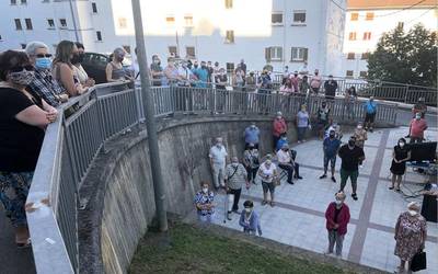 Santa Teresako bizilagunak batuta, auzoan behar dituzten konponketak eskatzeko