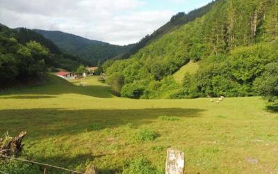 Mugarriz mugarri, ezagutu Antzuola beste ikuspuntu batetatik