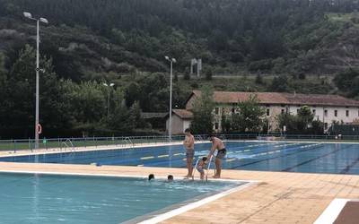 Abonatuak egunero joan ahalko dira Musakolako igerilekura, gaurtik aurrera