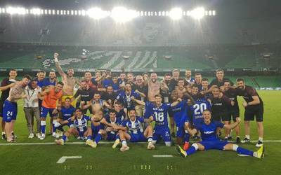 Alaves, Alaves, Alaves, Gora Deportivo Alaves!!!