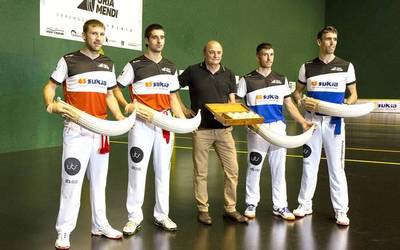 Galarretako 50. urteurreneko txapelketaren finalerako pilotak aukeratu dituzte