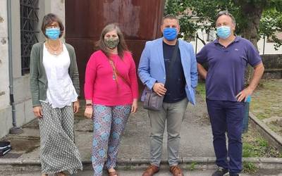 Aiarako Kuadrillako talde independenteek oposizioa ez errespetatzea leporatu diote presidenteari