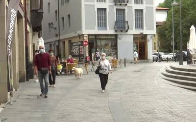COVID-19a dela eta jarraitu beharreko gomendioak gogorarazi ditu Arrasateko Udalak