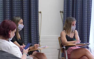 Beasaingo Udalak tabernariekin izandako bileran beste aste betez babes-neurriak indarrean mantentzea erabaki du